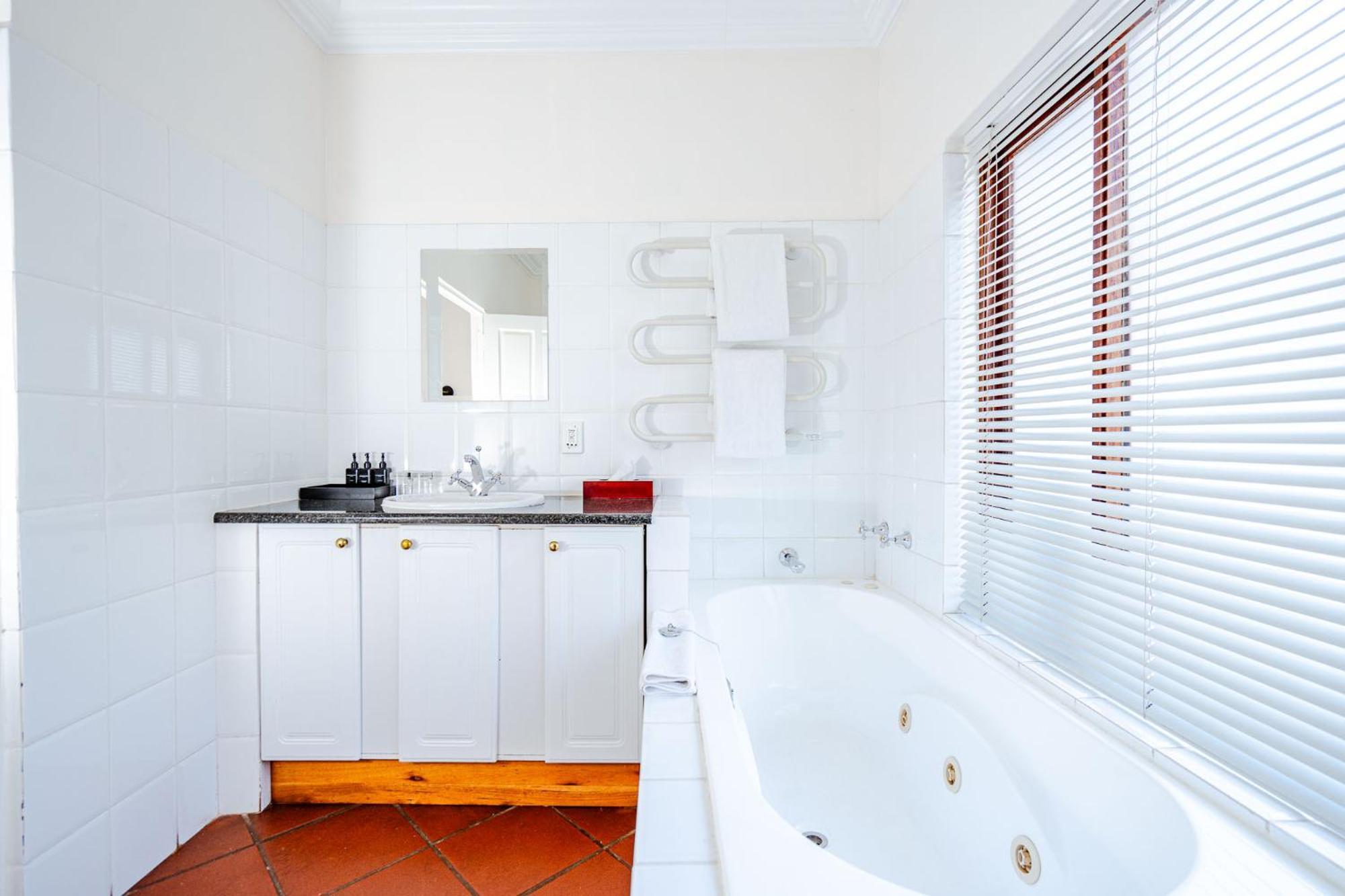 Budmarsh Country Lodge Magaliesburg Zimmer foto